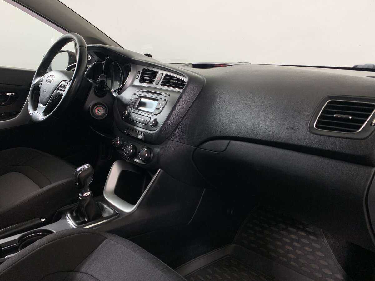 Купить Kia Ceed, 2014, 145 937 км.. Фото: #10