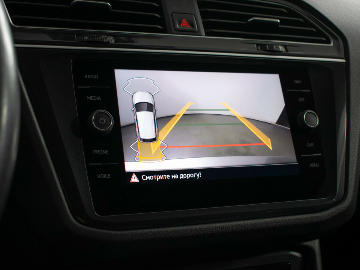 Купить Volkswagen Tiguan, 2021, 107 400 км.. Фото: #13