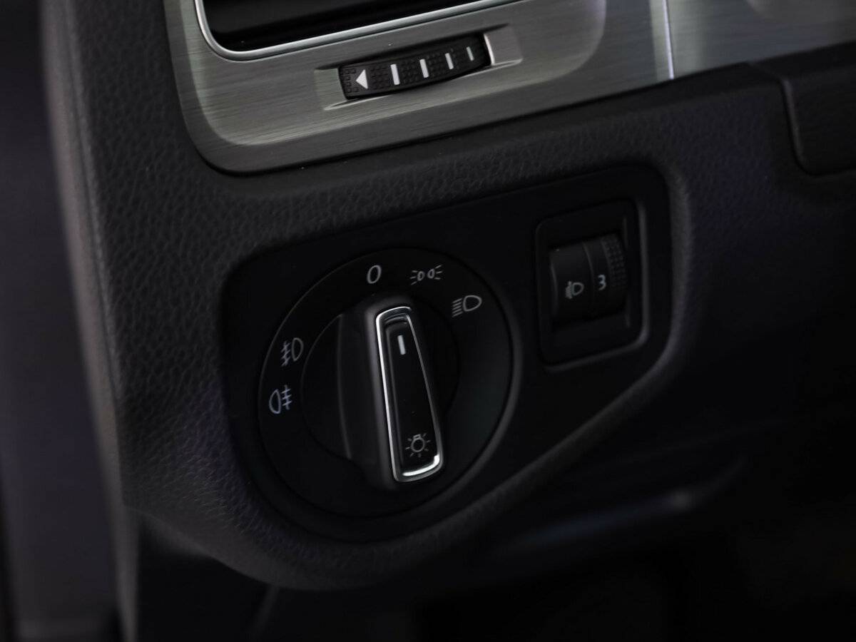 Купить Volkswagen Golf, 2015, 130 851 км.. Фото: #12