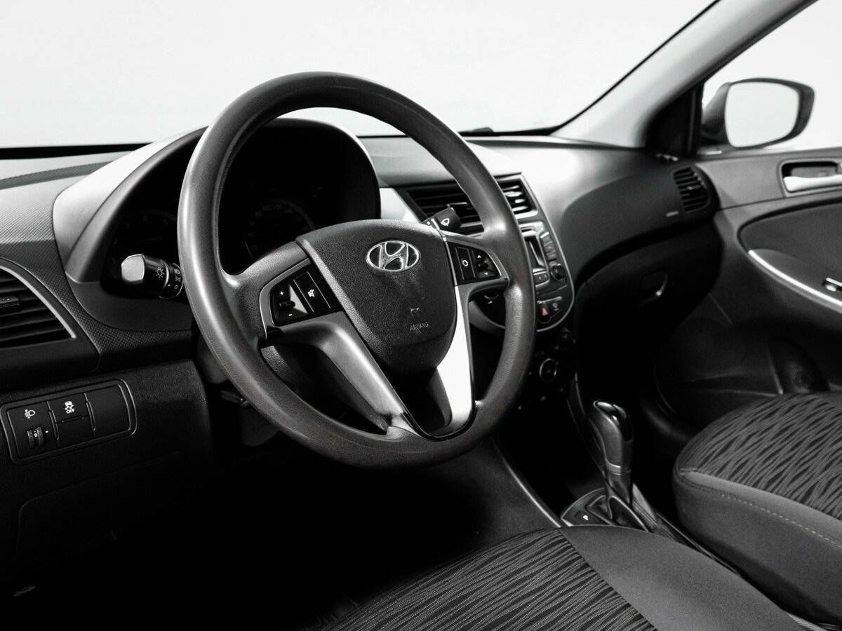 Купить Hyundai Solaris, 2016, 236 209 км.. Фото: #13