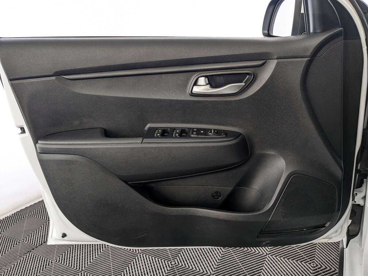 Купить Kia Rio, 2021, 69 624 км.. Фото: #15