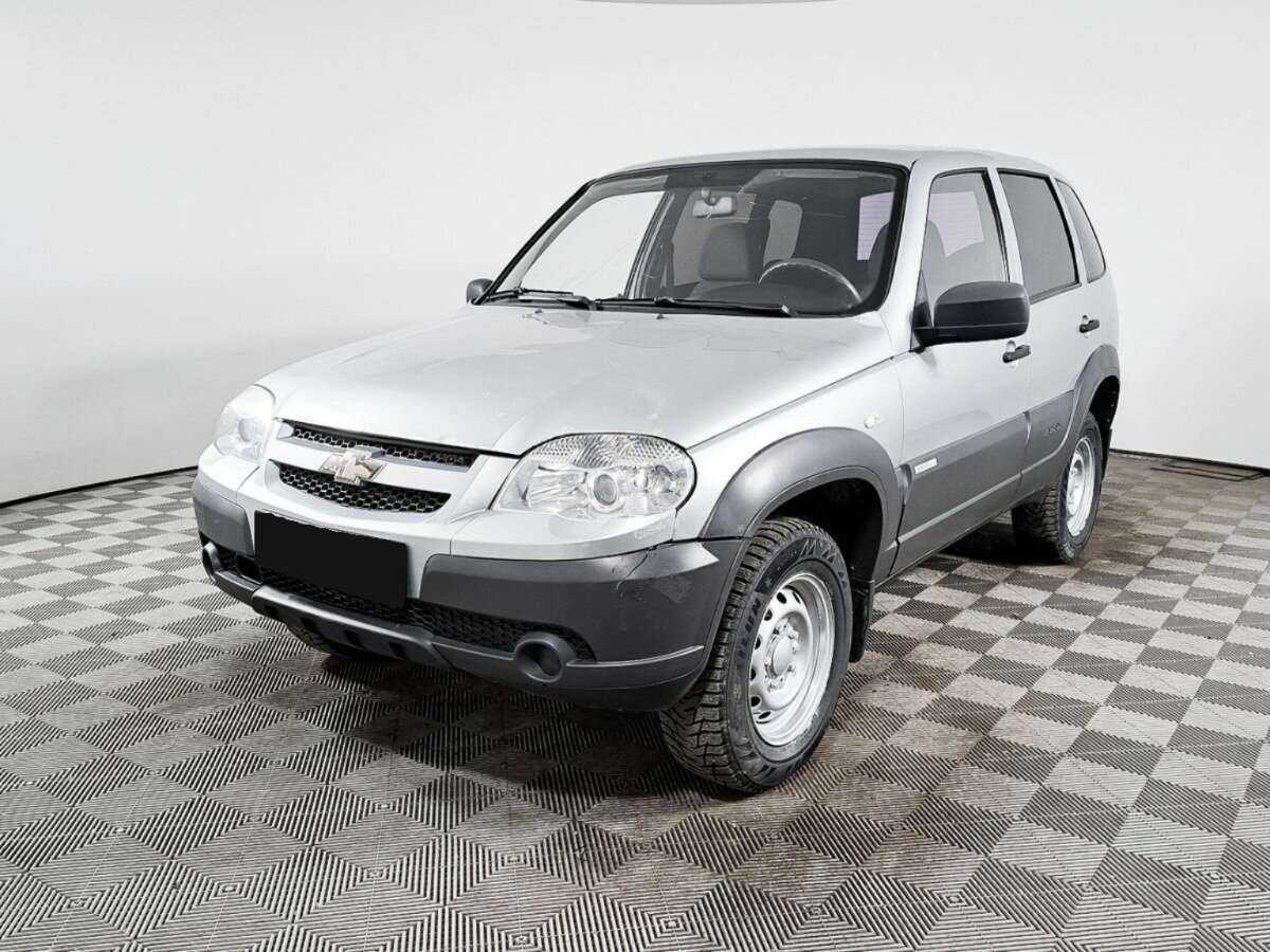 Купить Chevrolet Niva, 2013, 123 500 км.. Посмотреть фото