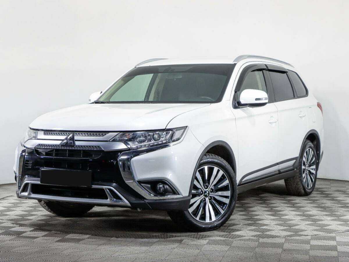 Купить Mitsubishi Outlander, 2021, 55 300 км.. Посмотреть фото