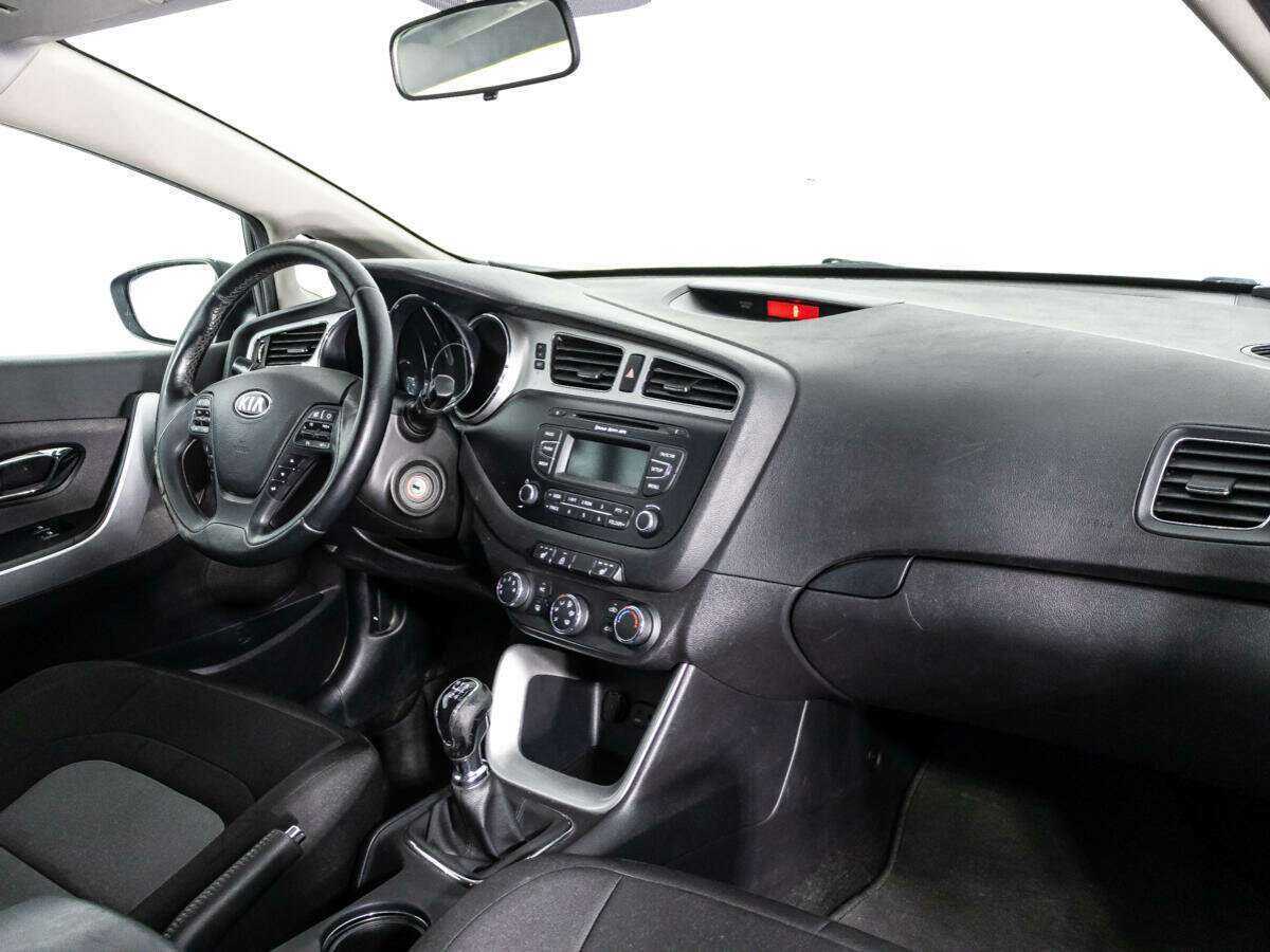 Купить Kia Ceed, 2014, 196 237 км.. Фото: #8