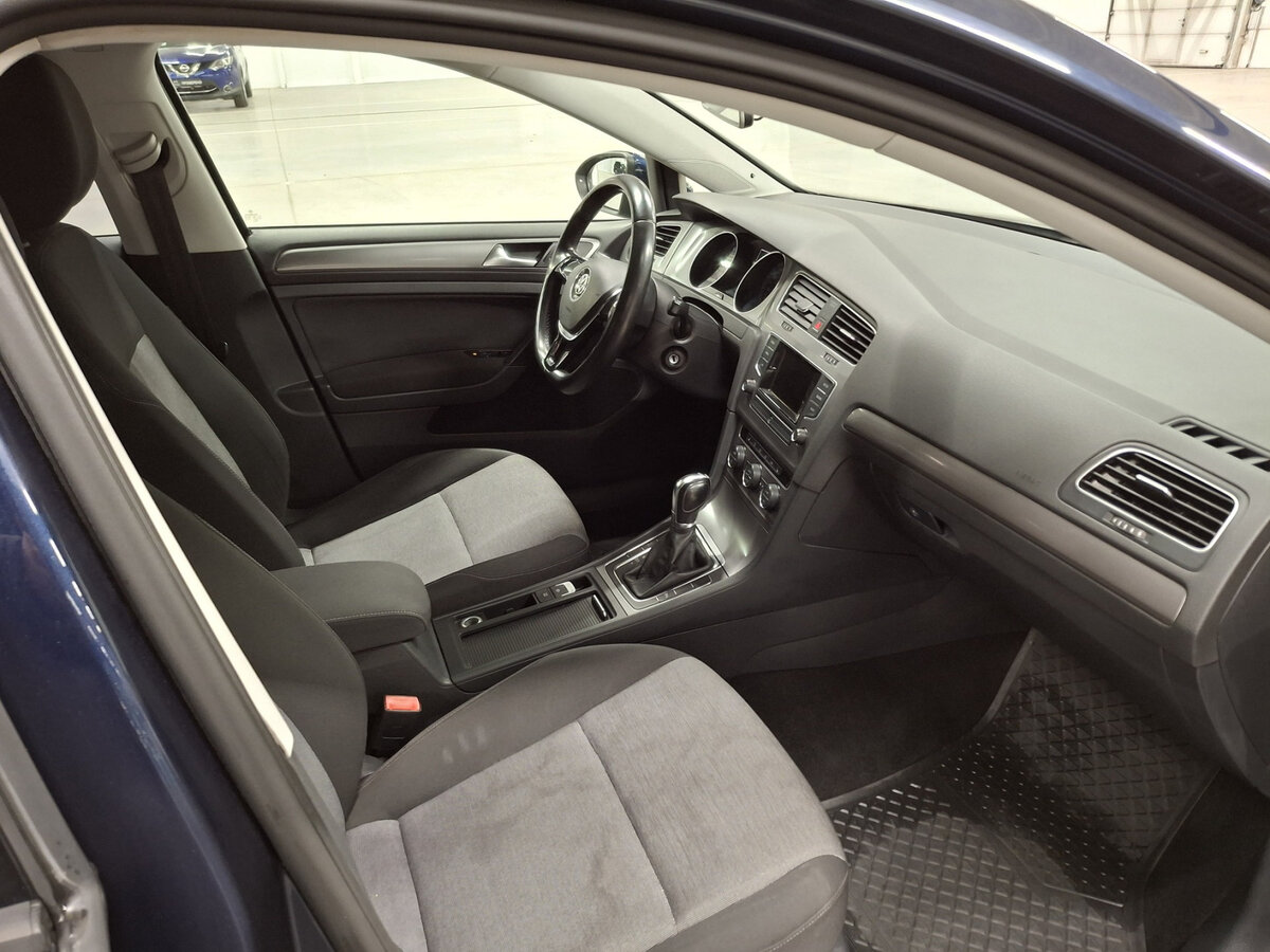 Купить Volkswagen Golf, 2013, 140 602 км.. Фото: #9
