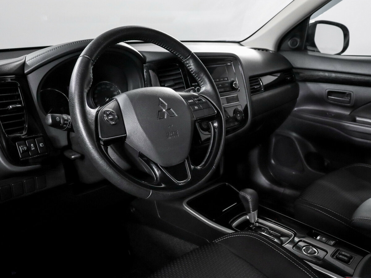 Купить Mitsubishi Outlander, 2019, 70 648 км.. Фото: #12