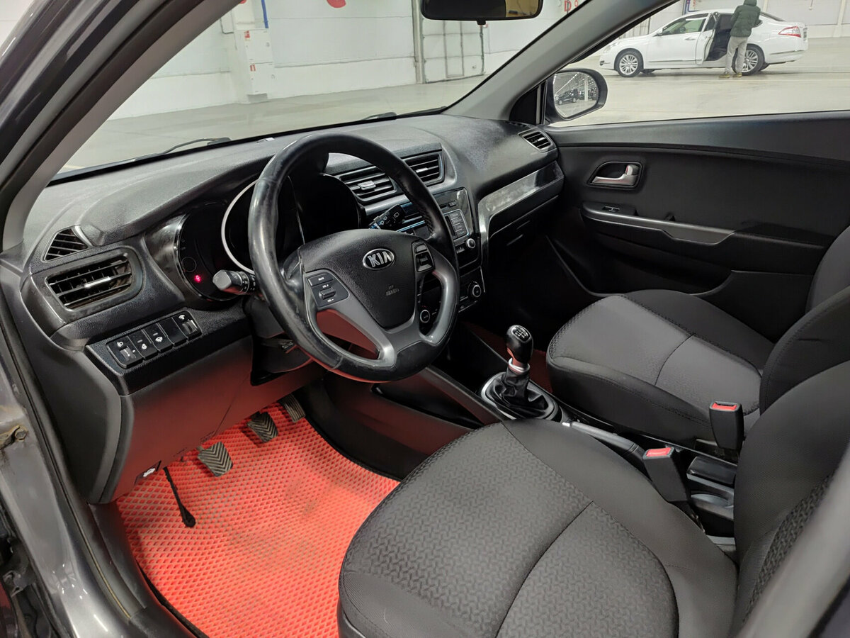 Купить Kia Rio, 2016, 186 452 км.. Фото: #15