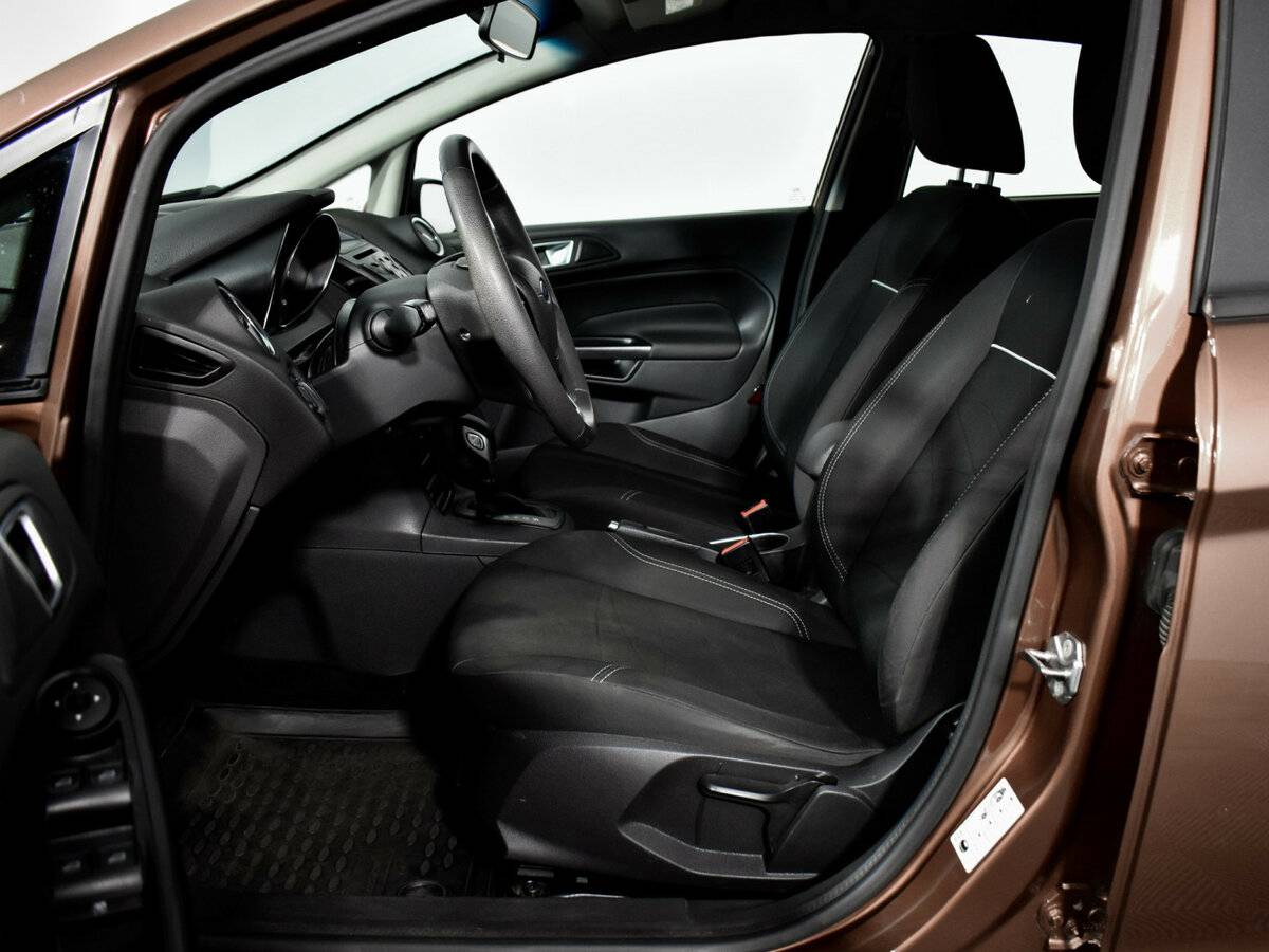 Купить Ford Fiesta, 2016, 94 680 км.. Фото: #9