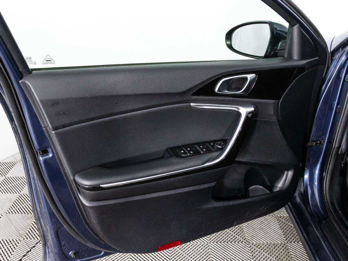 Купить Kia Ceed, 2019, 132 819 км.. Фото: #24