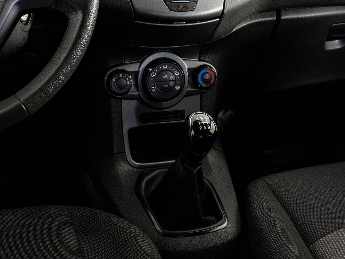 Купить Ford Fiesta, 2015, 156 849 км.. Фото: #12