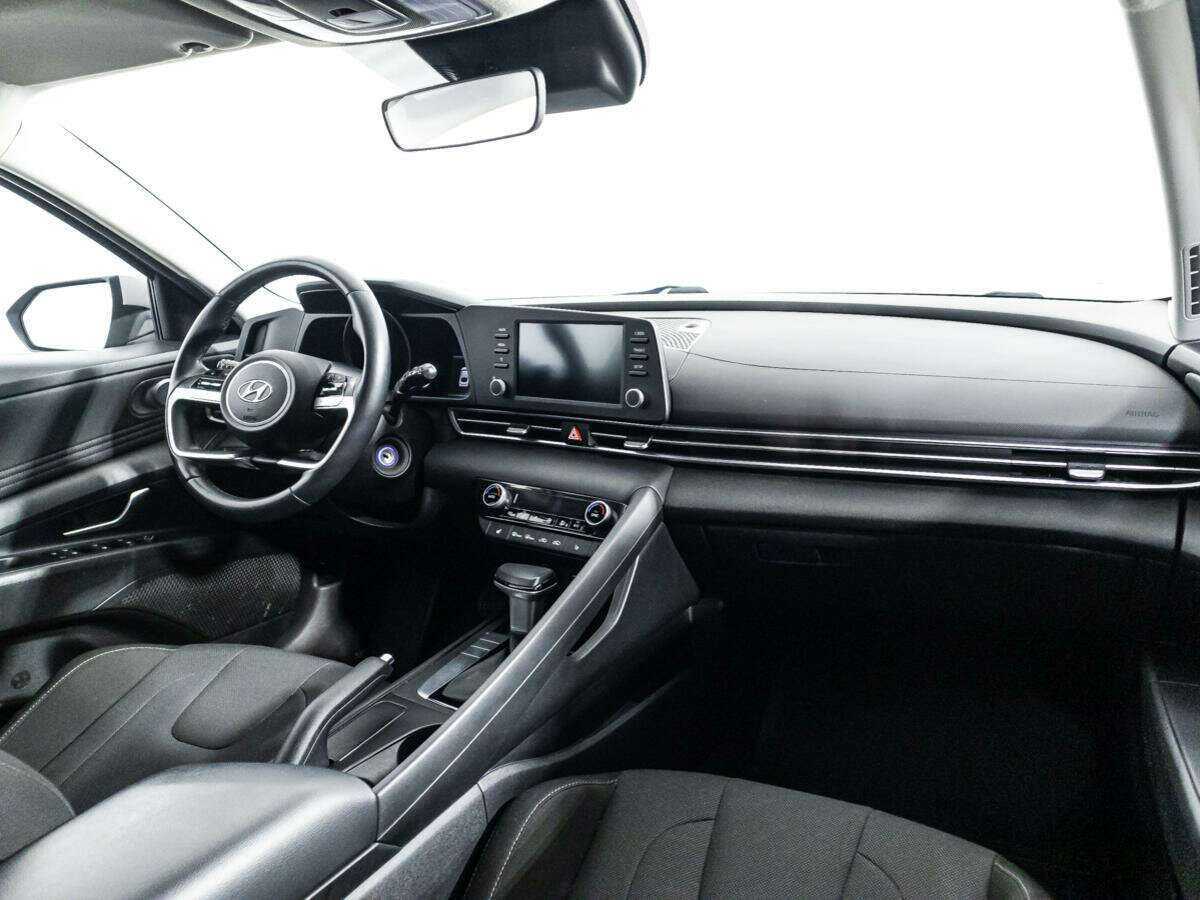 Купить Hyundai Elantra, 2021, 47 197 км.. Фото: #8