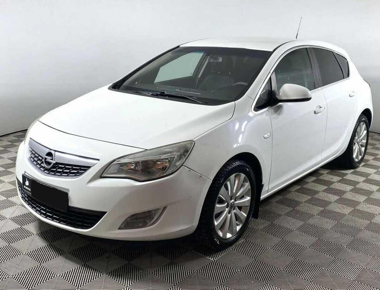 Купить Opel Astra, 2012, 188 000 км.. Посмотреть фото