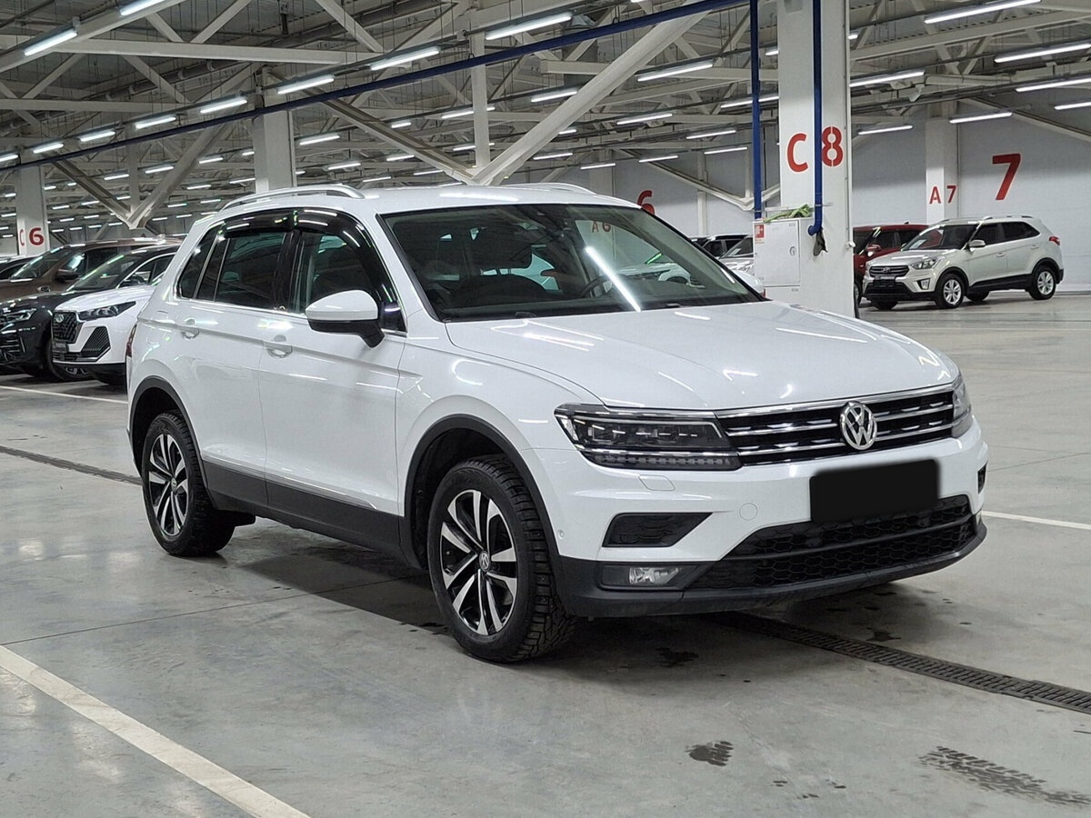 Купить Volkswagen Tiguan, 2020, 41 003 км.. Фото: #2