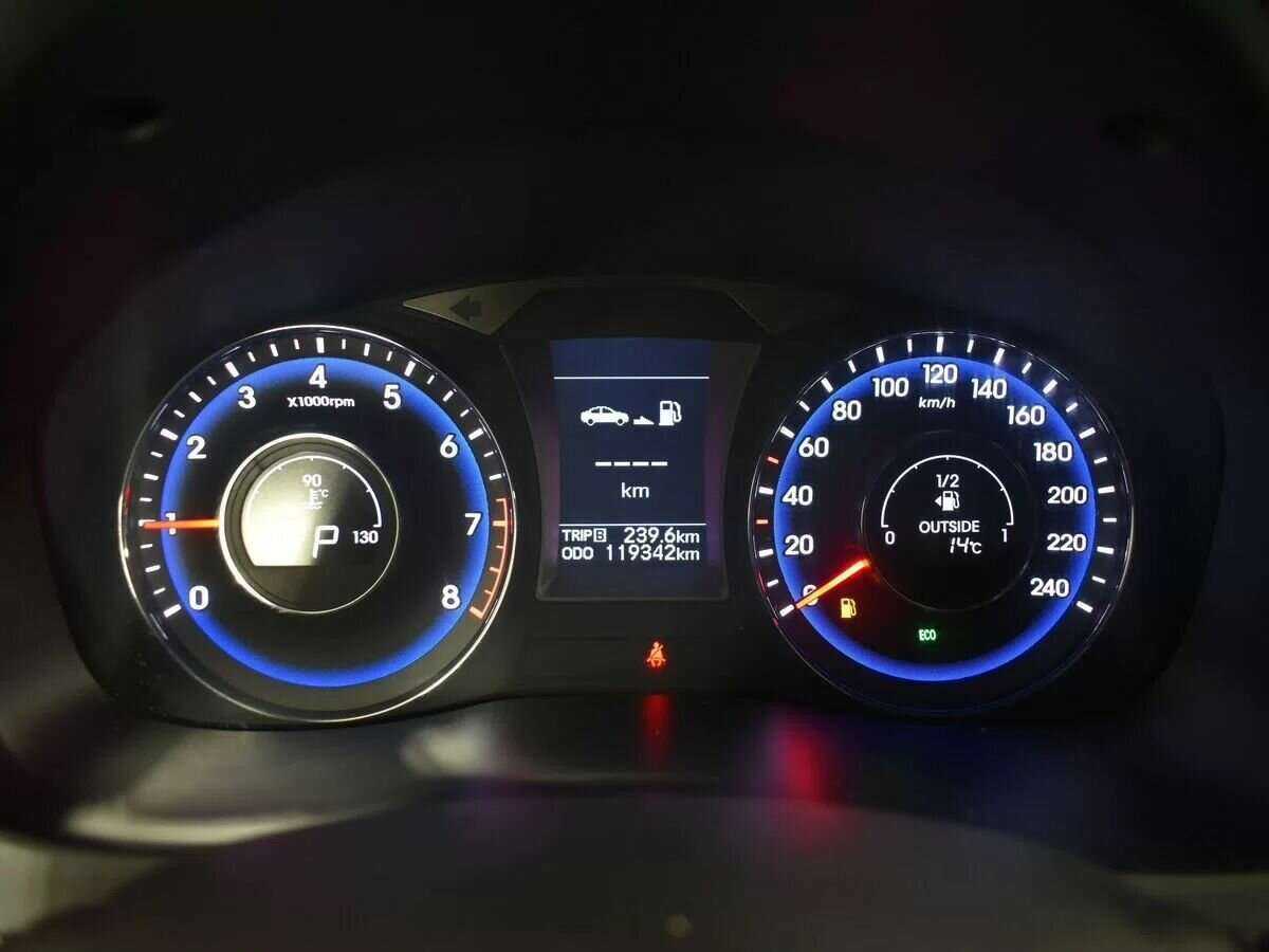 Купить Hyundai i40, 2014, 120 000 км.. Фото: #11