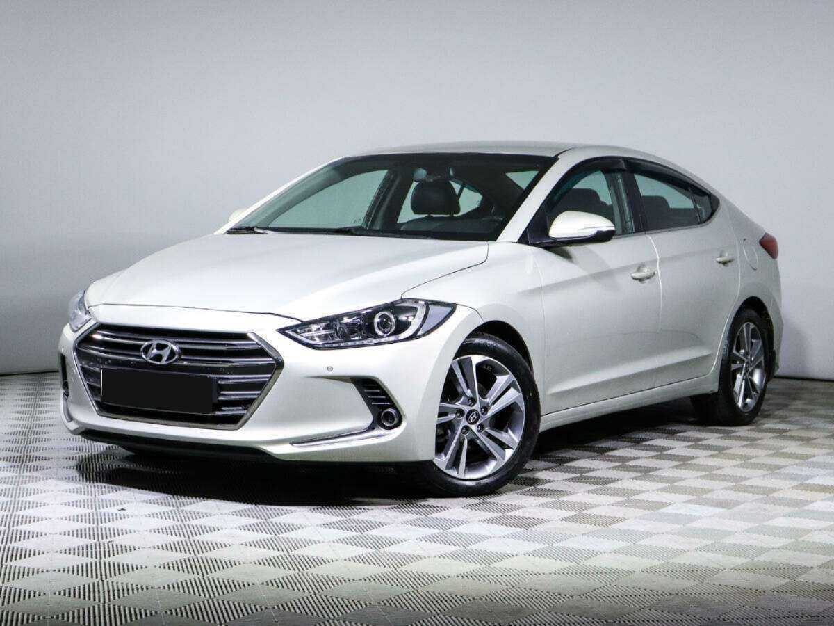 Купить Hyundai Elantra, 2018, 128 900 км.. Посмотреть фото