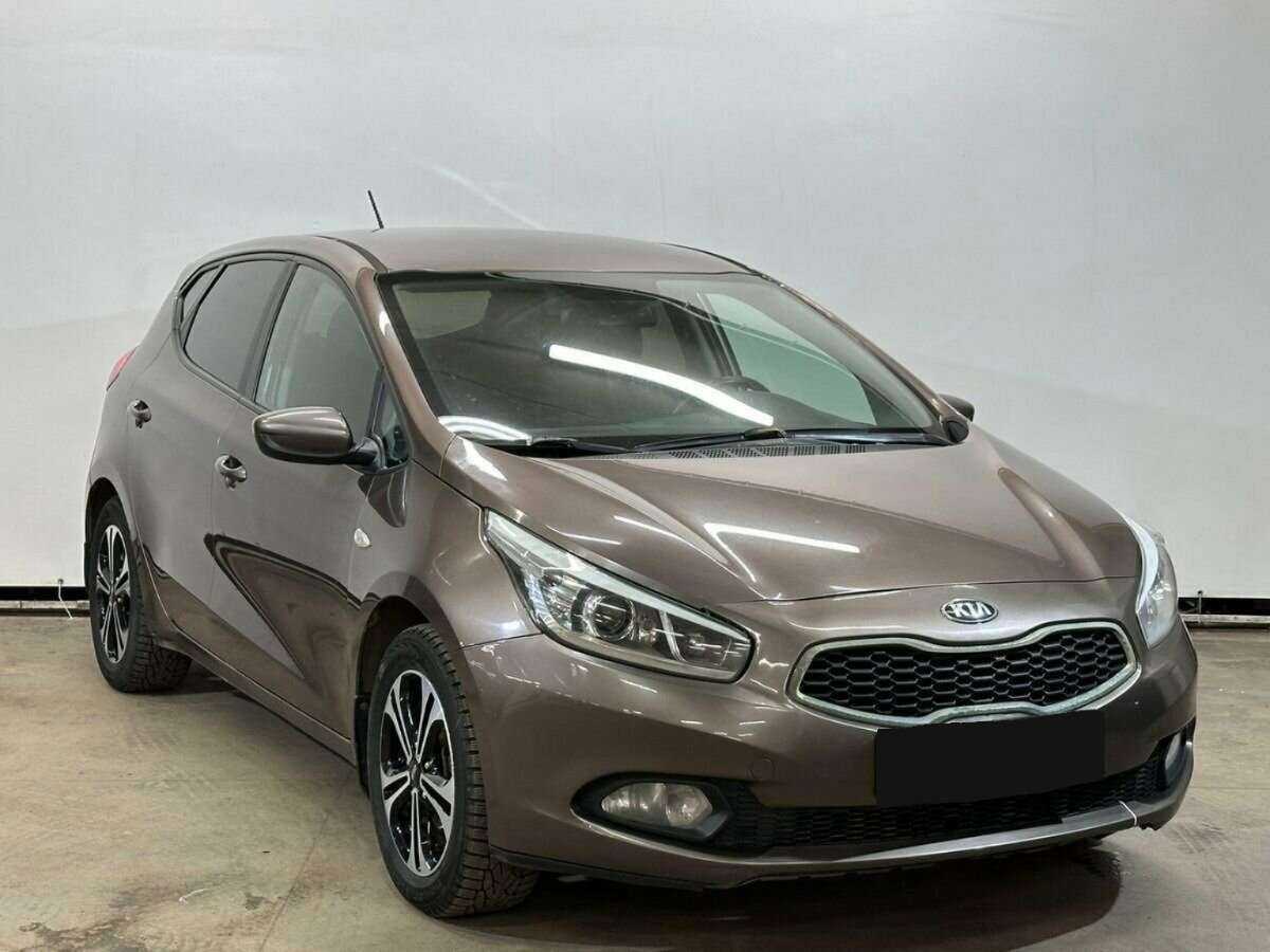 Купить Kia Ceed, 2013, 151 896 км.. Фото: #2