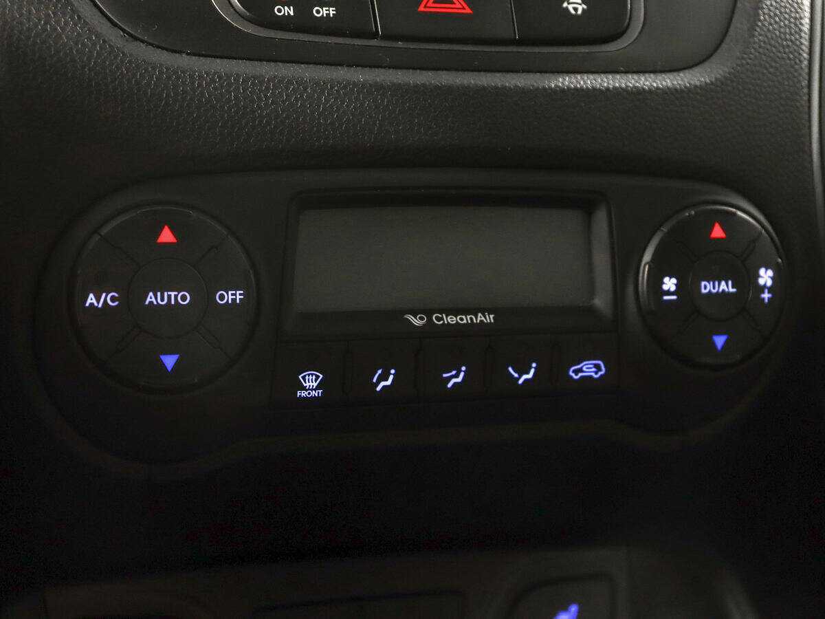 Купить Hyundai ix35, 2014, 180 100 км.. Фото: #12