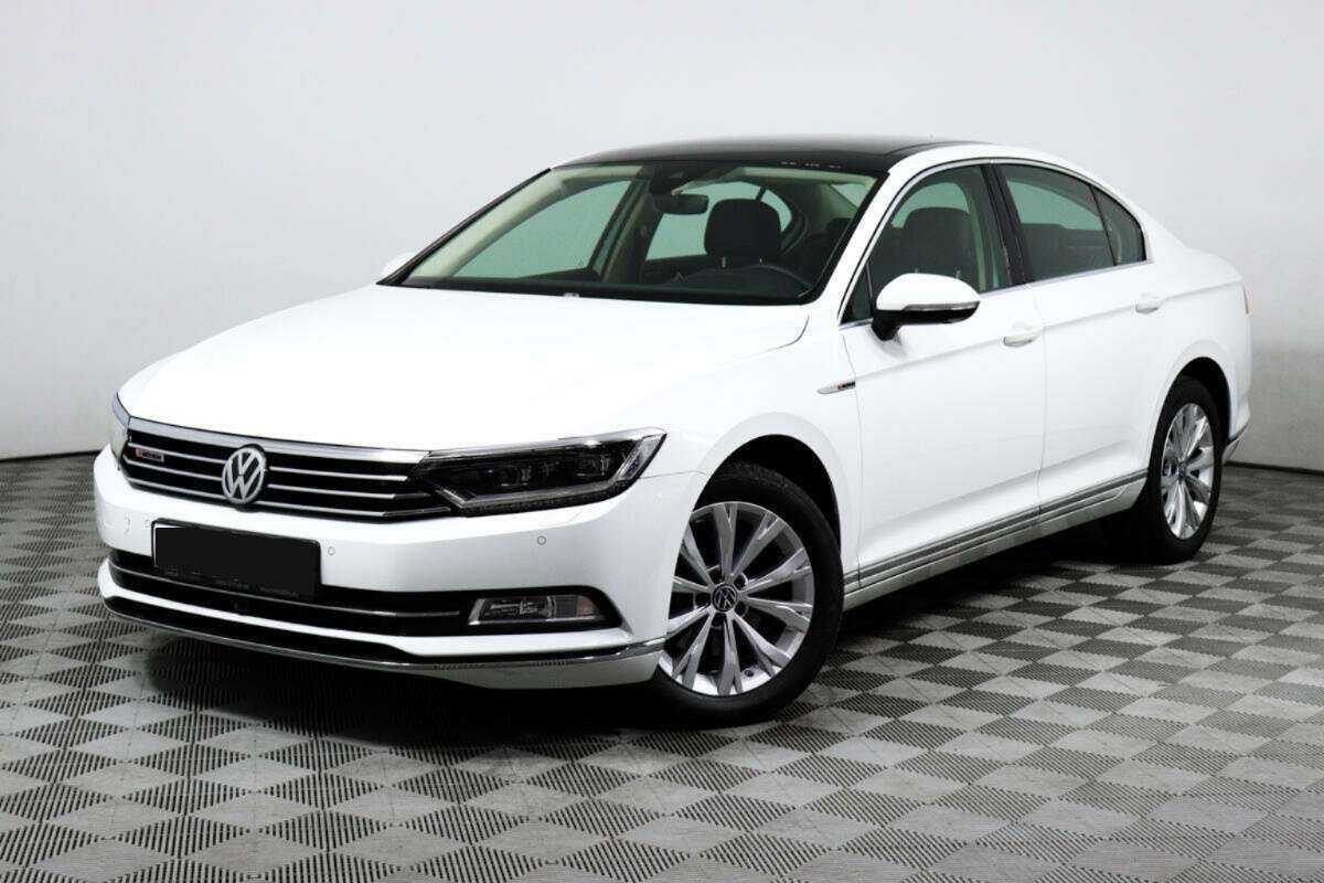 Купить Volkswagen Passat, 2018, 51 460 км.. Посмотреть фото
