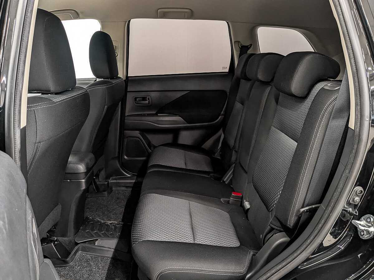 Купить Mitsubishi Outlander, 2018, 71 221 км.. Фото: #16