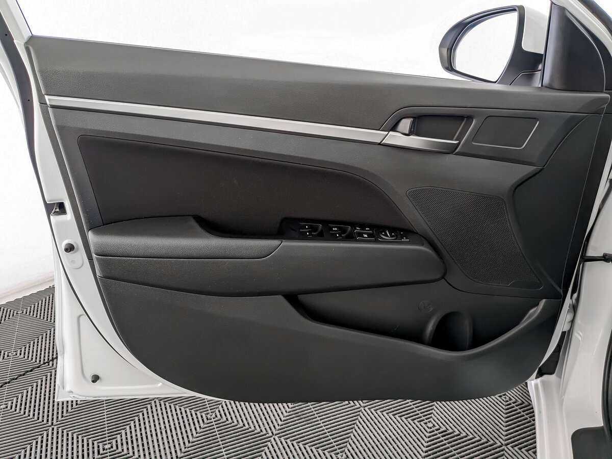 Купить Hyundai Elantra, 2020, 71 482 км.. Фото: #14
