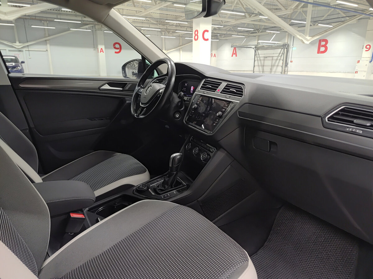 Купить Volkswagen Tiguan, 2019, 111 009 км.. Фото: #10