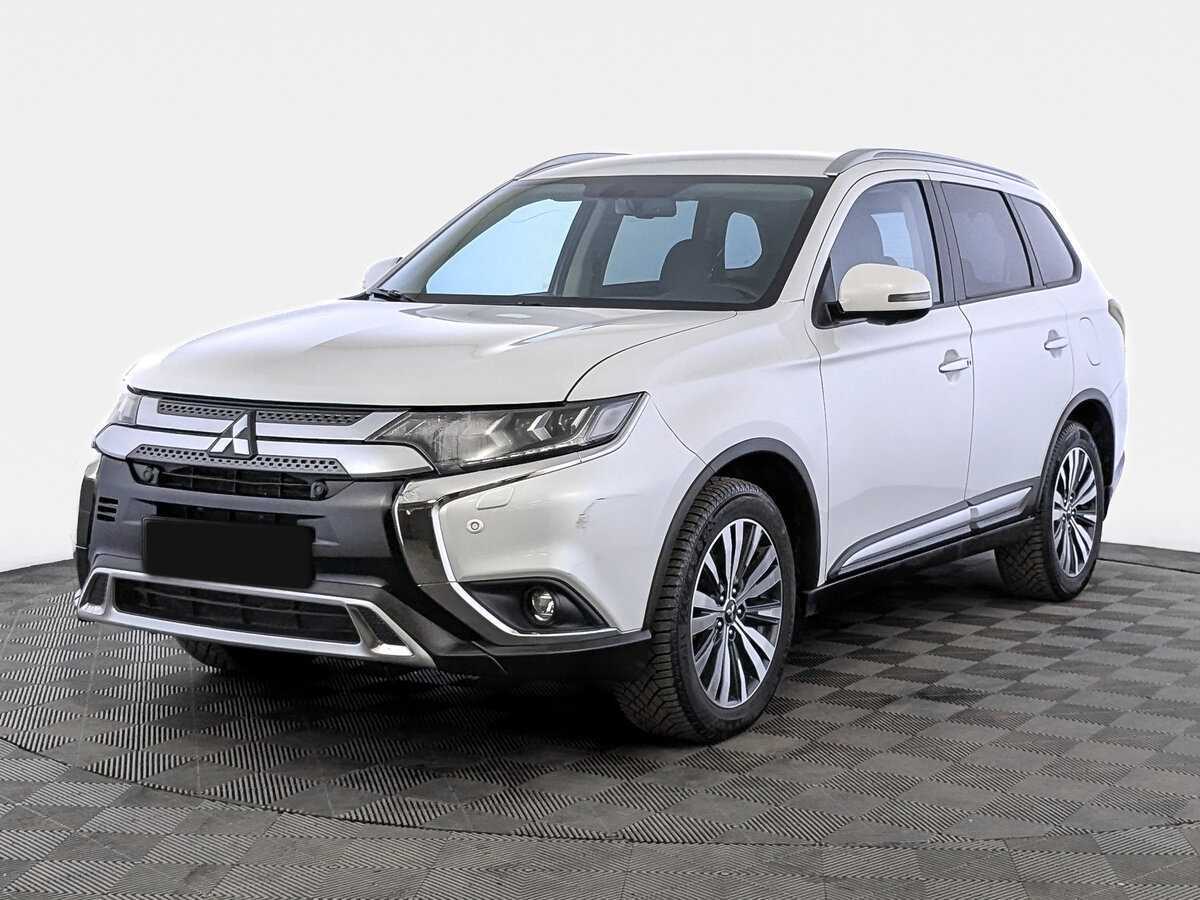 Купить Mitsubishi Outlander, 2021, 86 500 км.. Посмотреть фото