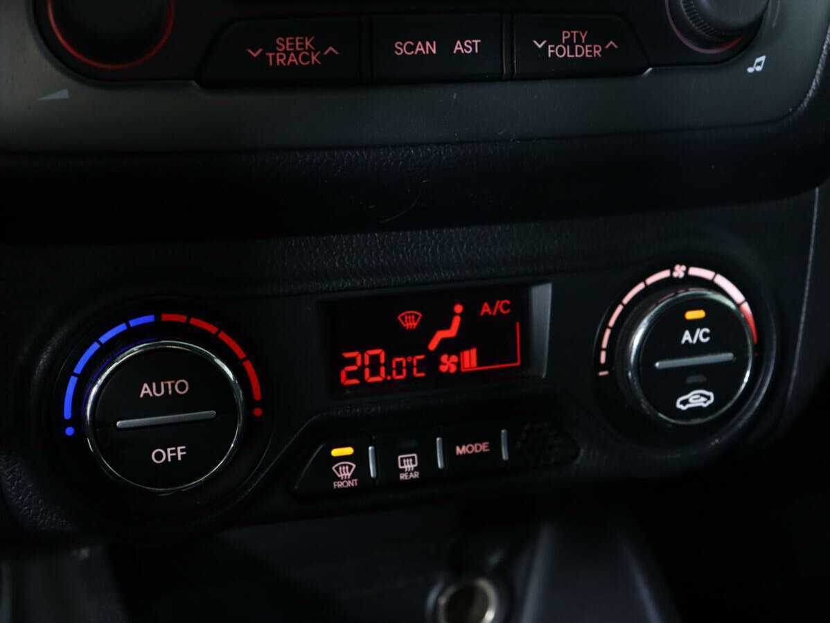 Купить Kia Rio, 2014, 81 623 км.. Фото: #12