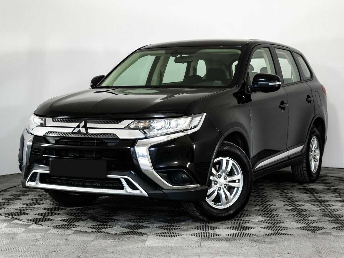 Купить Mitsubishi Outlander, 2018, 126 019 км.. Посмотреть фото