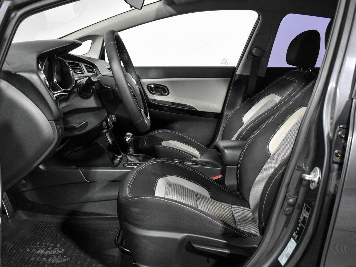Купить Kia Ceed, 2014, 122 576 км.. Фото: #9