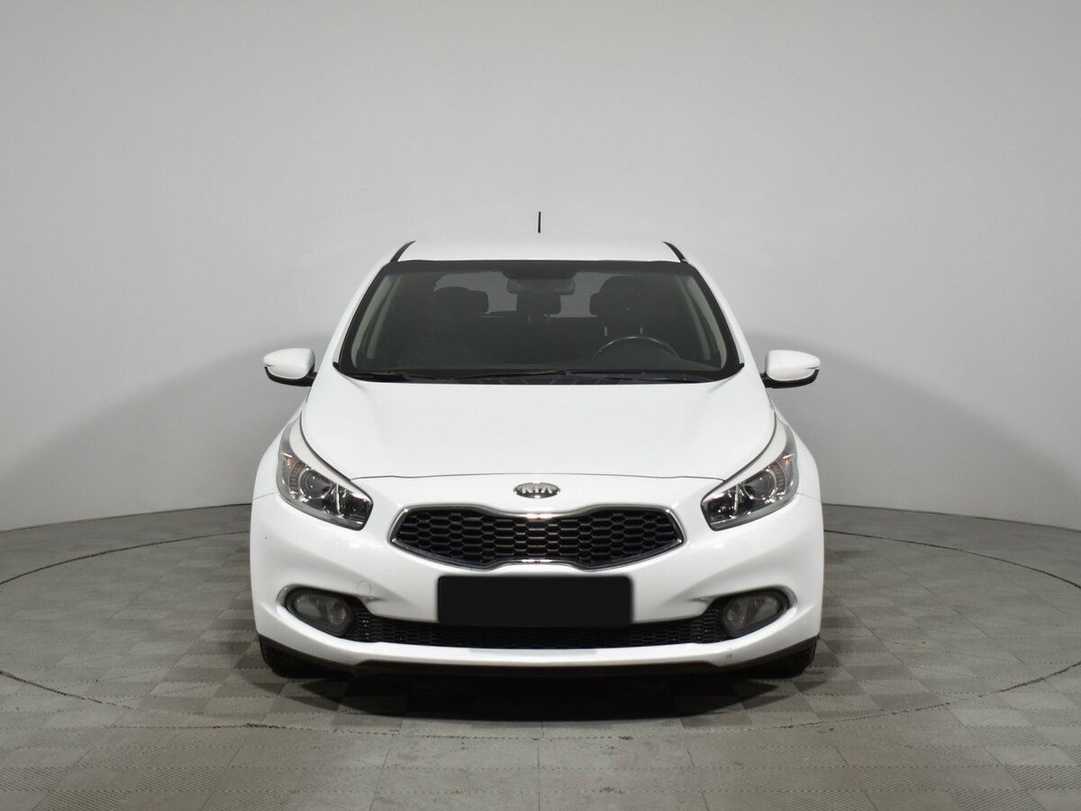 Купить Kia Ceed, 2013, 125 002 км.. Фото: #1