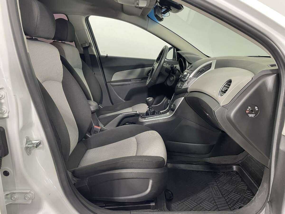 Купить Chevrolet Cruze, 2014, 140 349 км.. Фото: #13