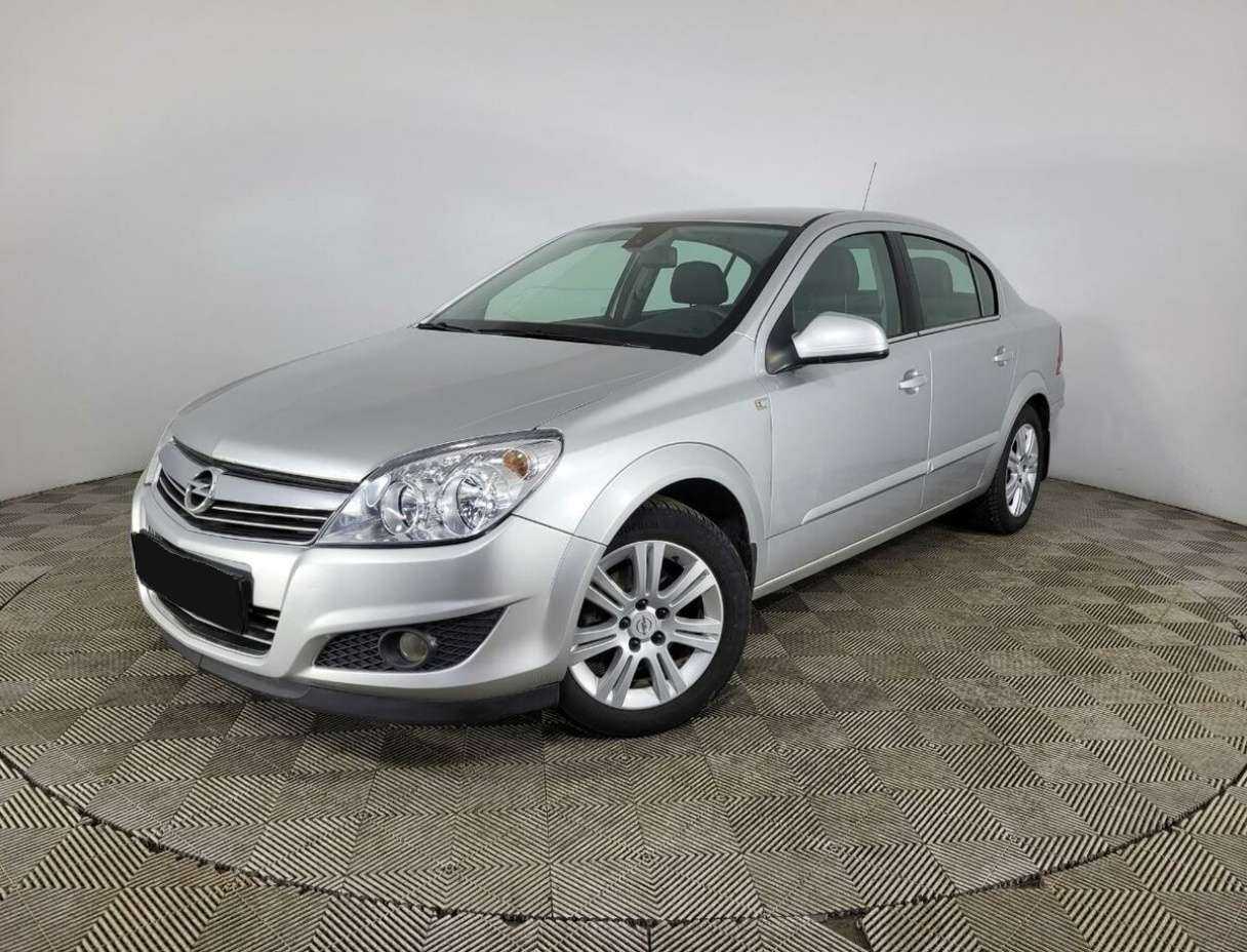 Купить Opel Astra, 2012, 117 000 км.. Посмотреть фото