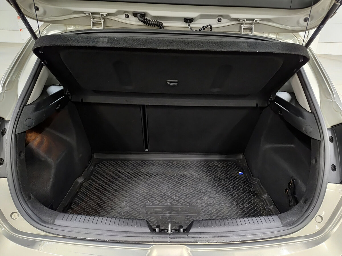 Купить Kia Ceed, 2012, 84 618 км.. Фото: #9