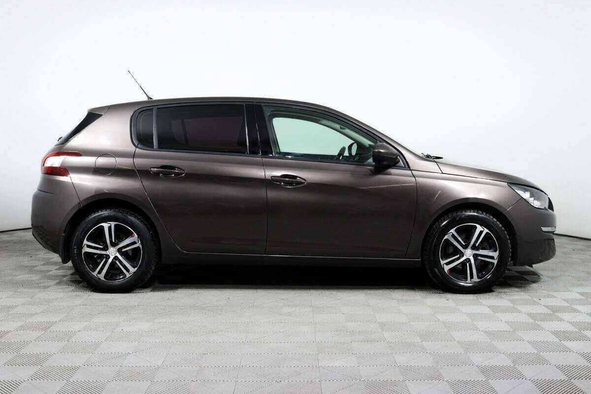 Купить Peugeot 308, 2014, 138 600 км.. Фото: #3