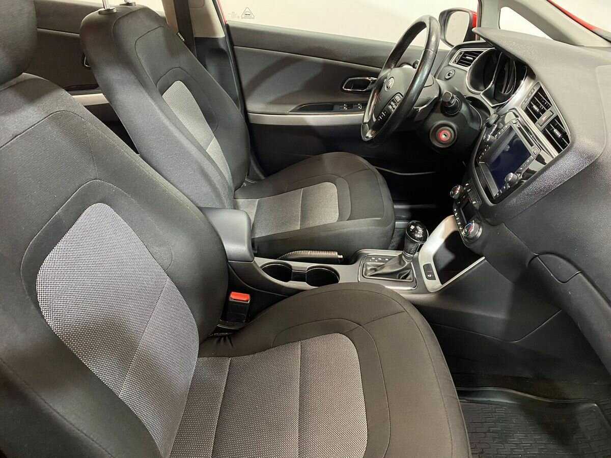 Купить Kia Ceed, 2016, 156 814 км.. Фото: #9