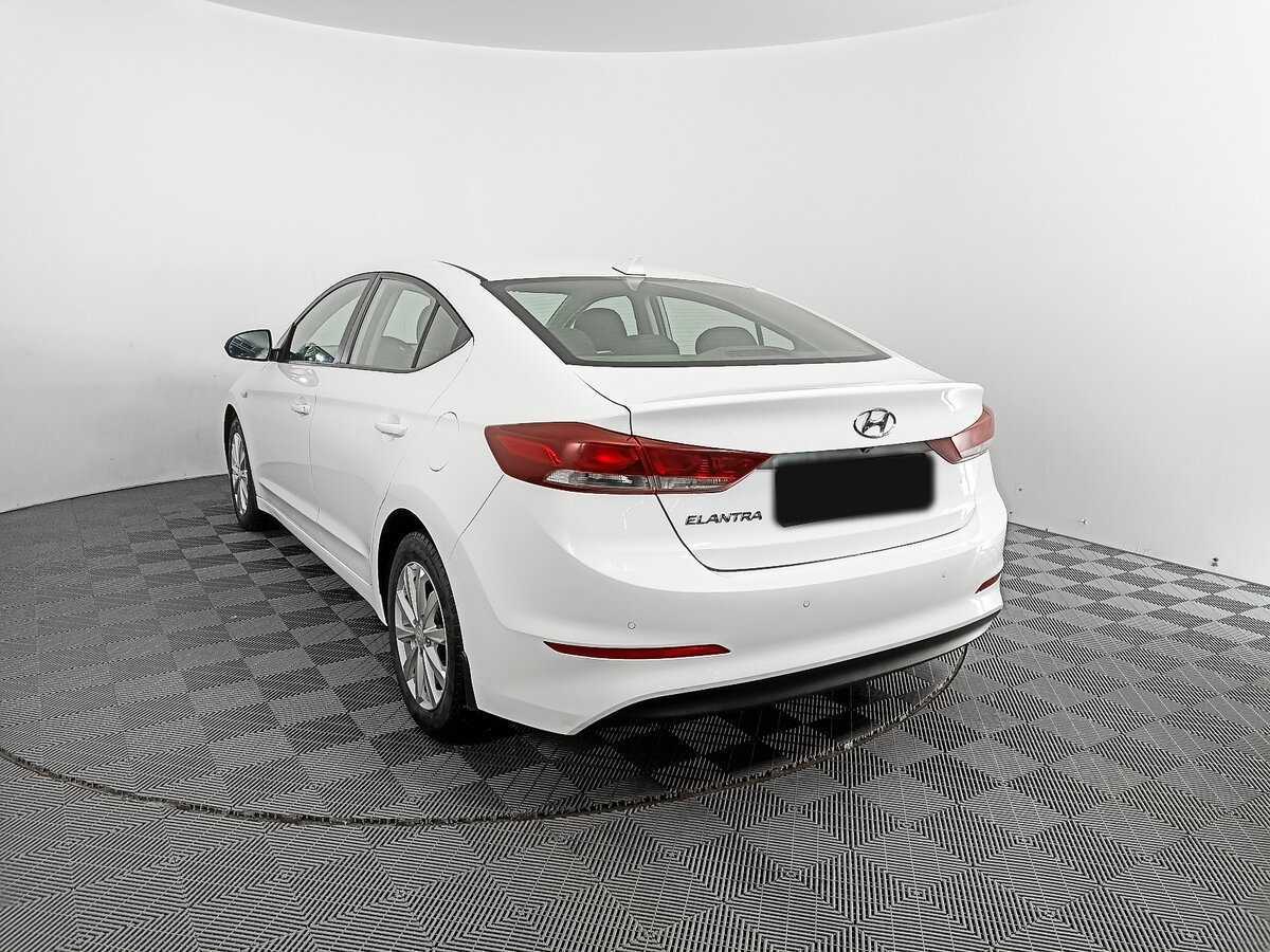 Купить Hyundai Elantra, 2017, 180 577 км.. Фото: #6