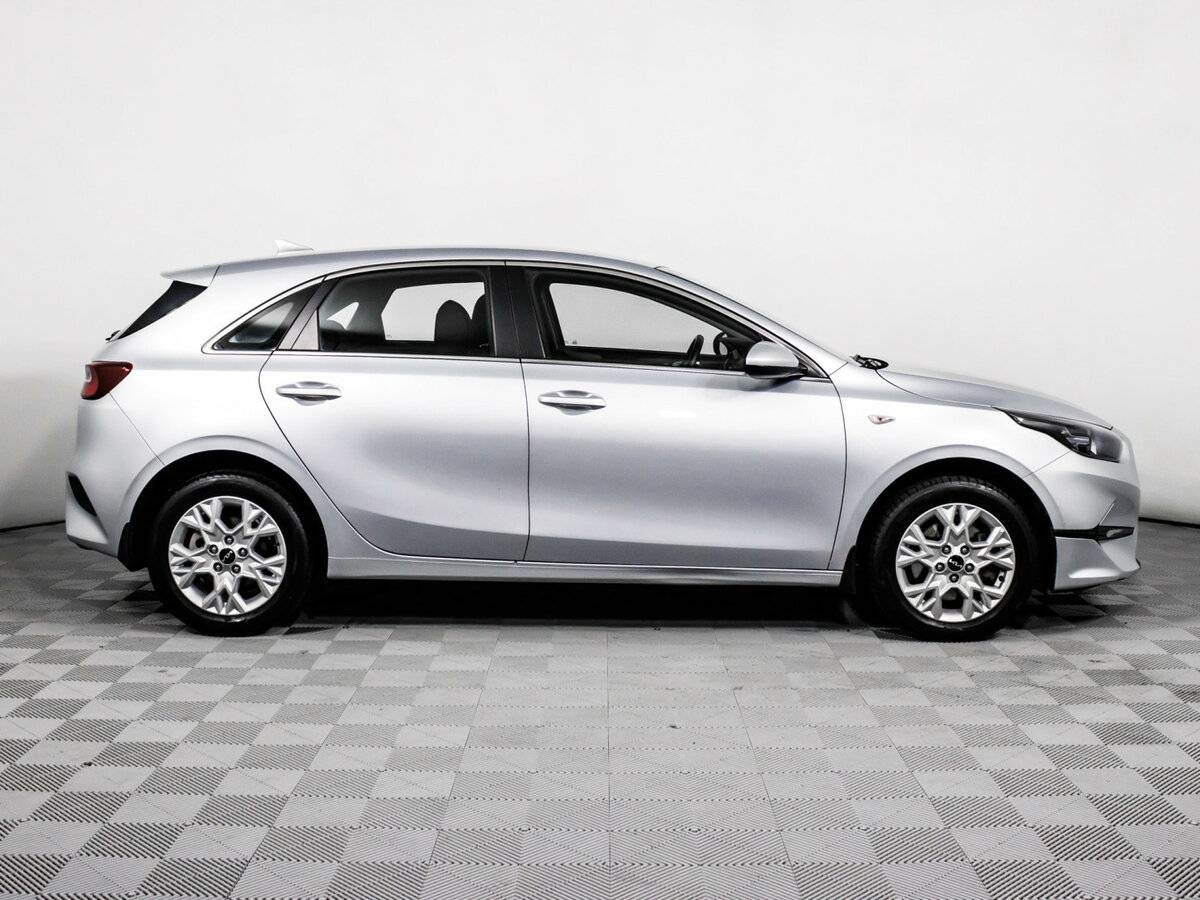 Купить Kia Ceed, 2022, 88 184 км.. Фото: #3