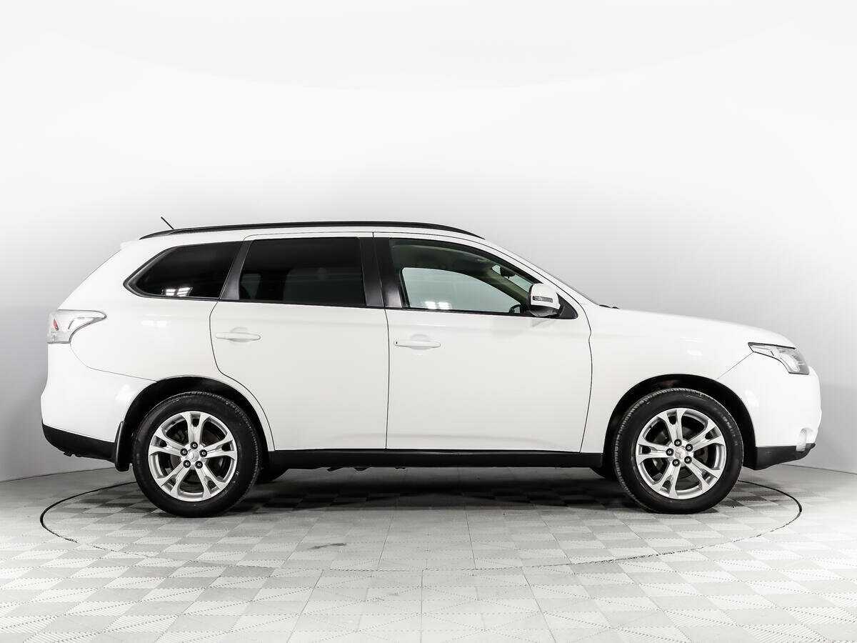 Купить Mitsubishi Outlander, 2014, 197 894 км.. Фото: #3