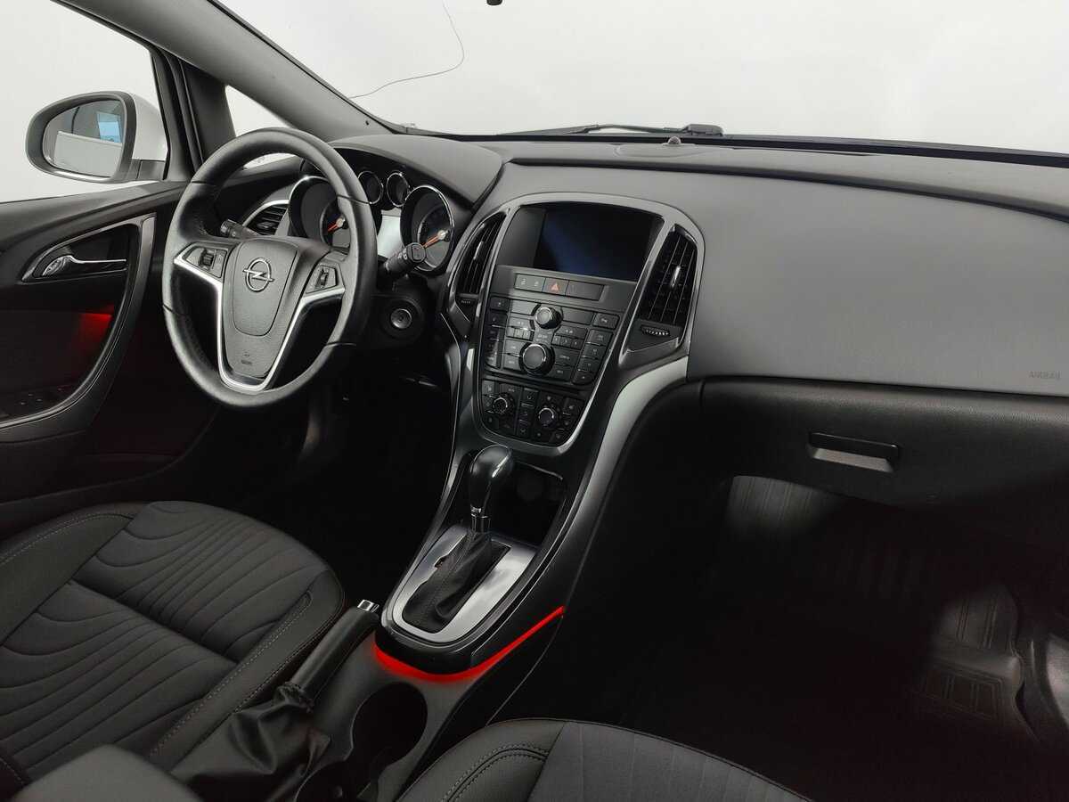 Купить Opel Astra, 2014, 66 303 км.. Фото: #10