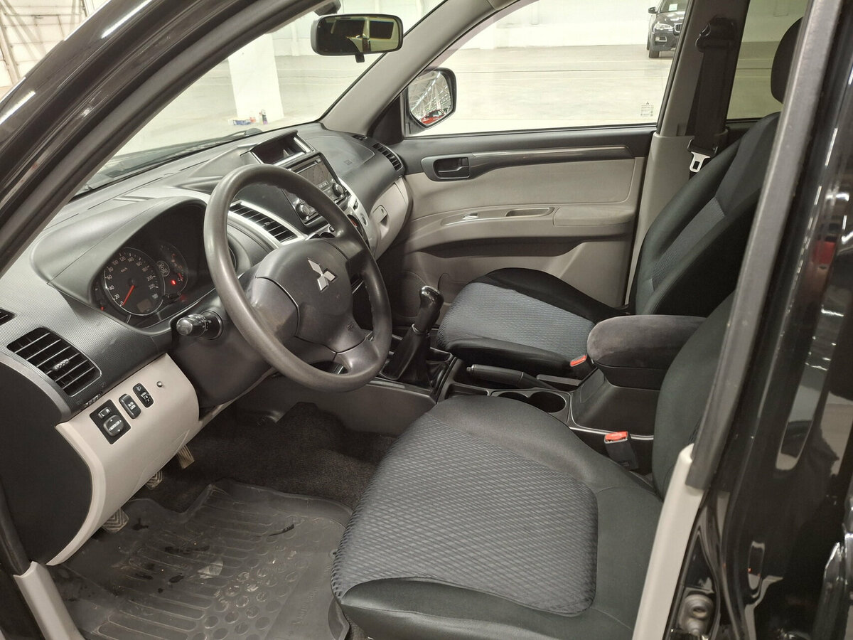 Купить Mitsubishi Pajero Sport, 2014, 228 679 км.. Фото: #15