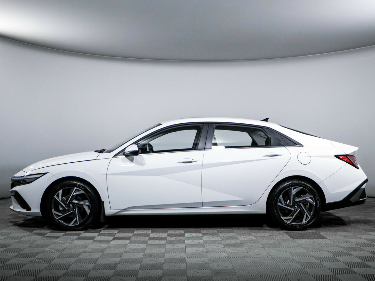 Купить Hyundai Elantra, 2023, 7 800 км.. Фото: #7