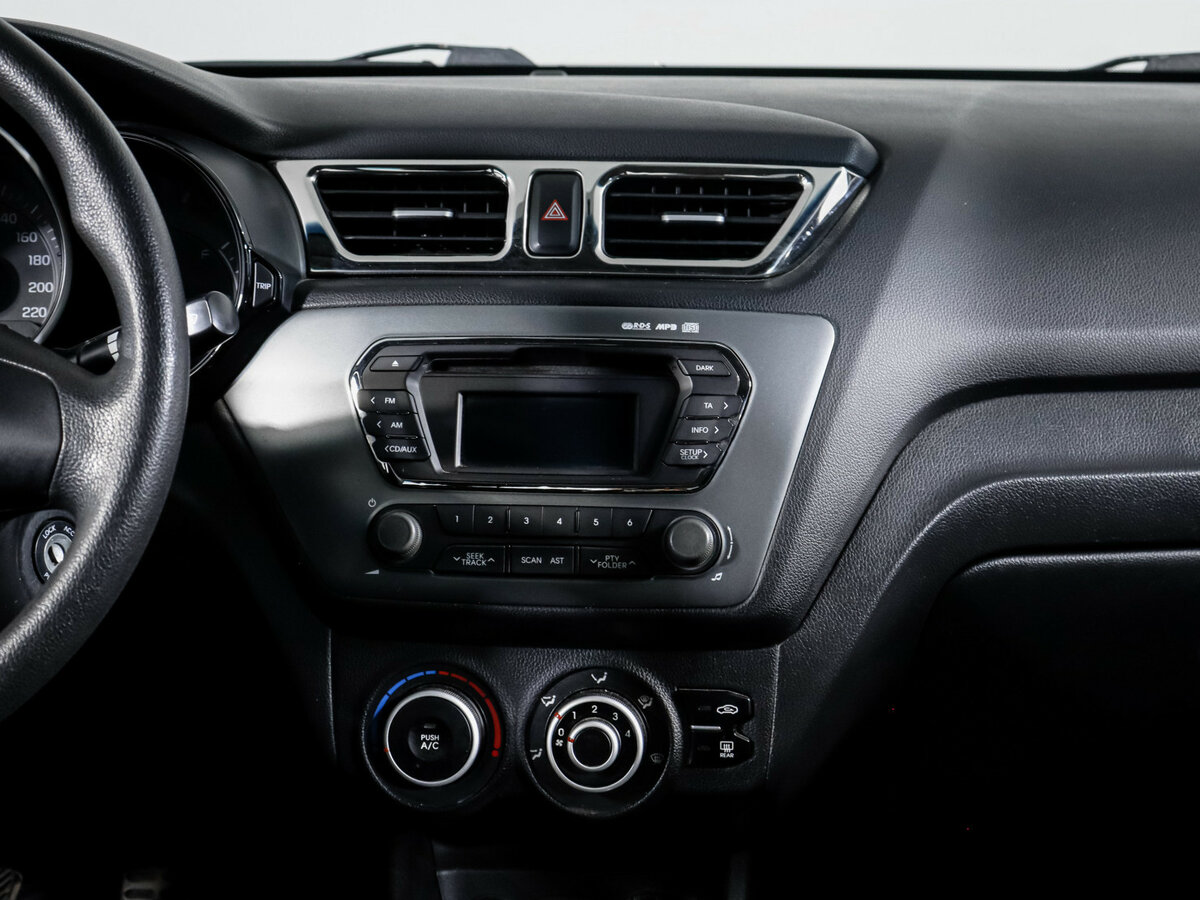 Купить Kia Rio, 2013, 182 254 км.. Фото: #10