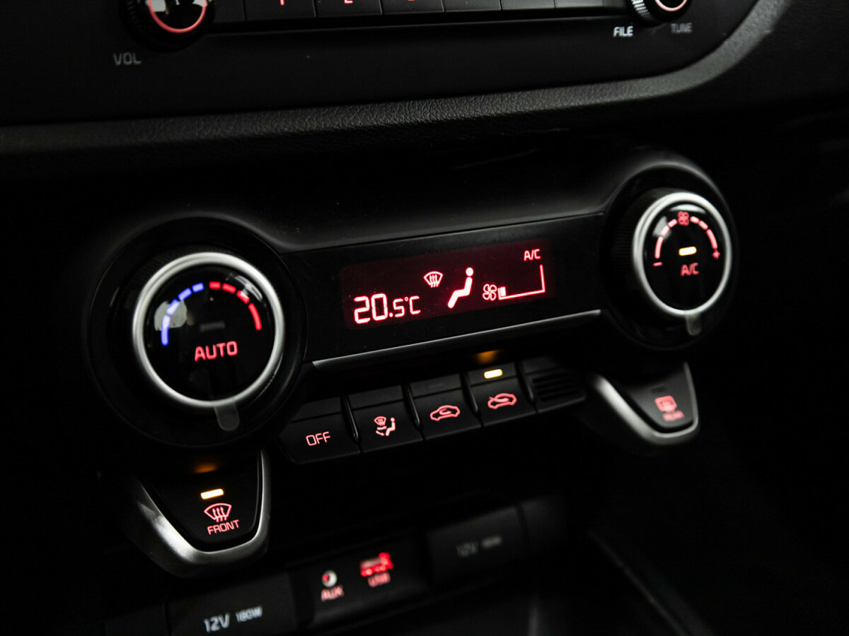 Купить Kia Rio, 2017, 27 313 км.. Фото: #13
