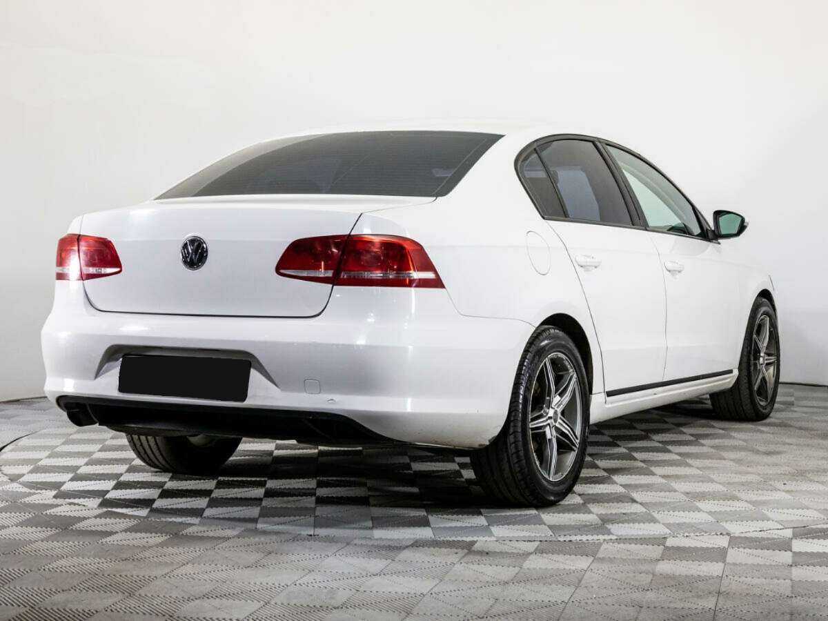 Купить Volkswagen Passat, 2012, 279 510 км.. Фото: #4