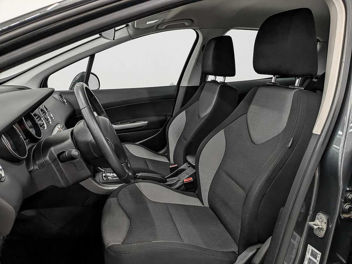 Купить Peugeot 308, 2012, 43 468 км.. Фото: #17