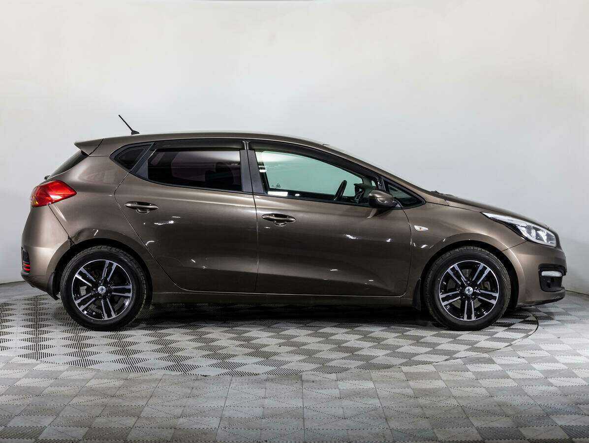 Купить Kia Ceed, 2015, 130 452 км.. Фото: #3
