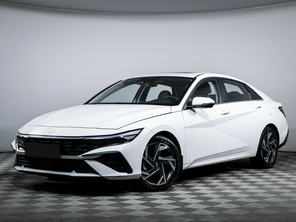 Купить Hyundai Elantra, 2023, 7 800 км.. Посмотреть фото