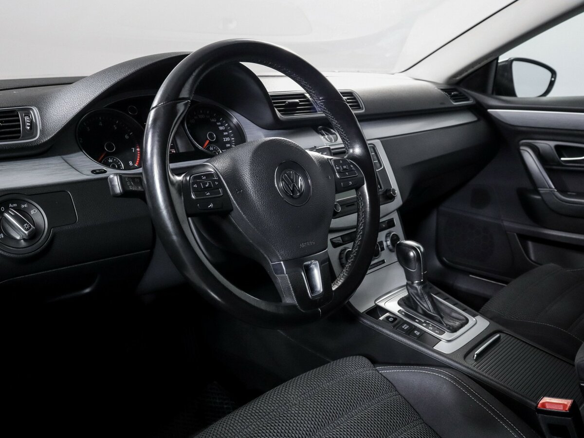 Купить Volkswagen Passat CC, 2013, 160 878 км.. Фото: #10