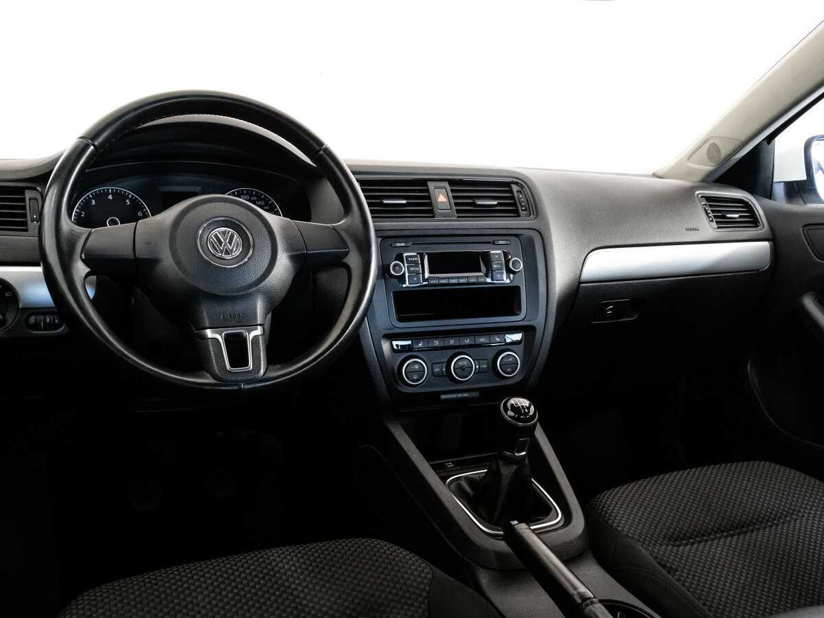Купить Volkswagen Jetta, 2013, 108 694 км.. Фото: #8