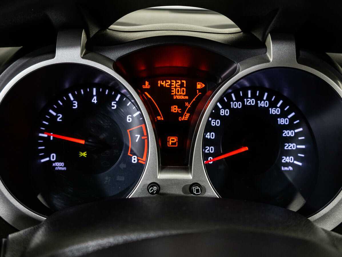 Купить Nissan Juke, 2012, 142 326 км.. Фото: #10